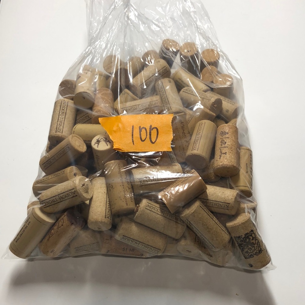 100 wine corks